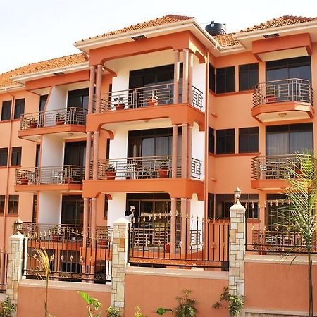 Tristar Hotel Kampala Exterior photo